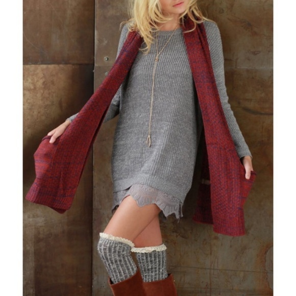 BURGUNDY WRAP/SCARF - Picture 1 of 3